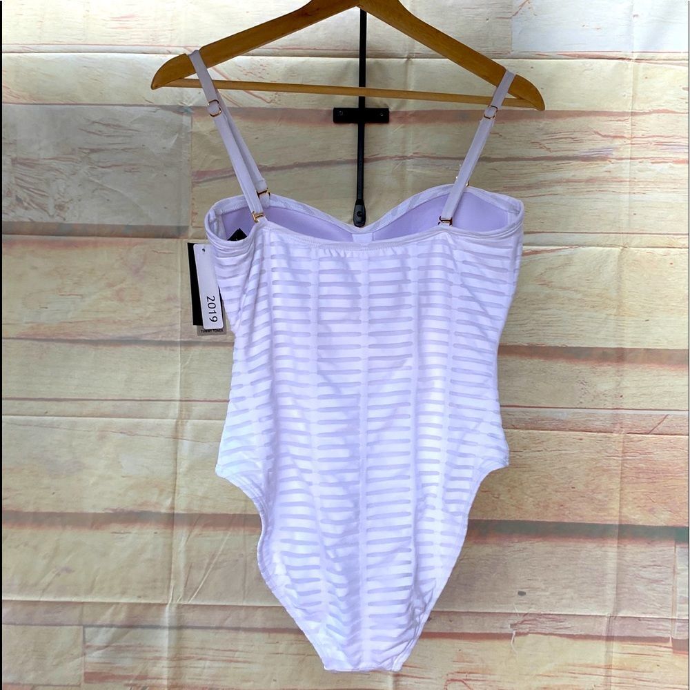 Womens size Lg NWT Kenneth Cole one piece belly toning bathing suit